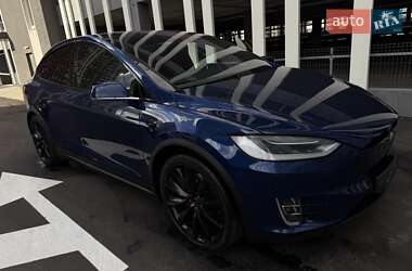 Внедорожник / Кроссовер Tesla Model X 2020 в 