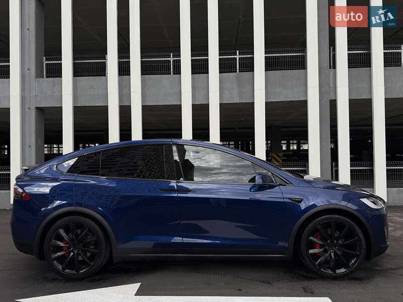 Позашляховик / Кросовер Tesla Model X 2020 в Києві