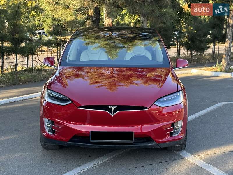 Позашляховик / Кросовер Tesla Model X 2018 в Одесі