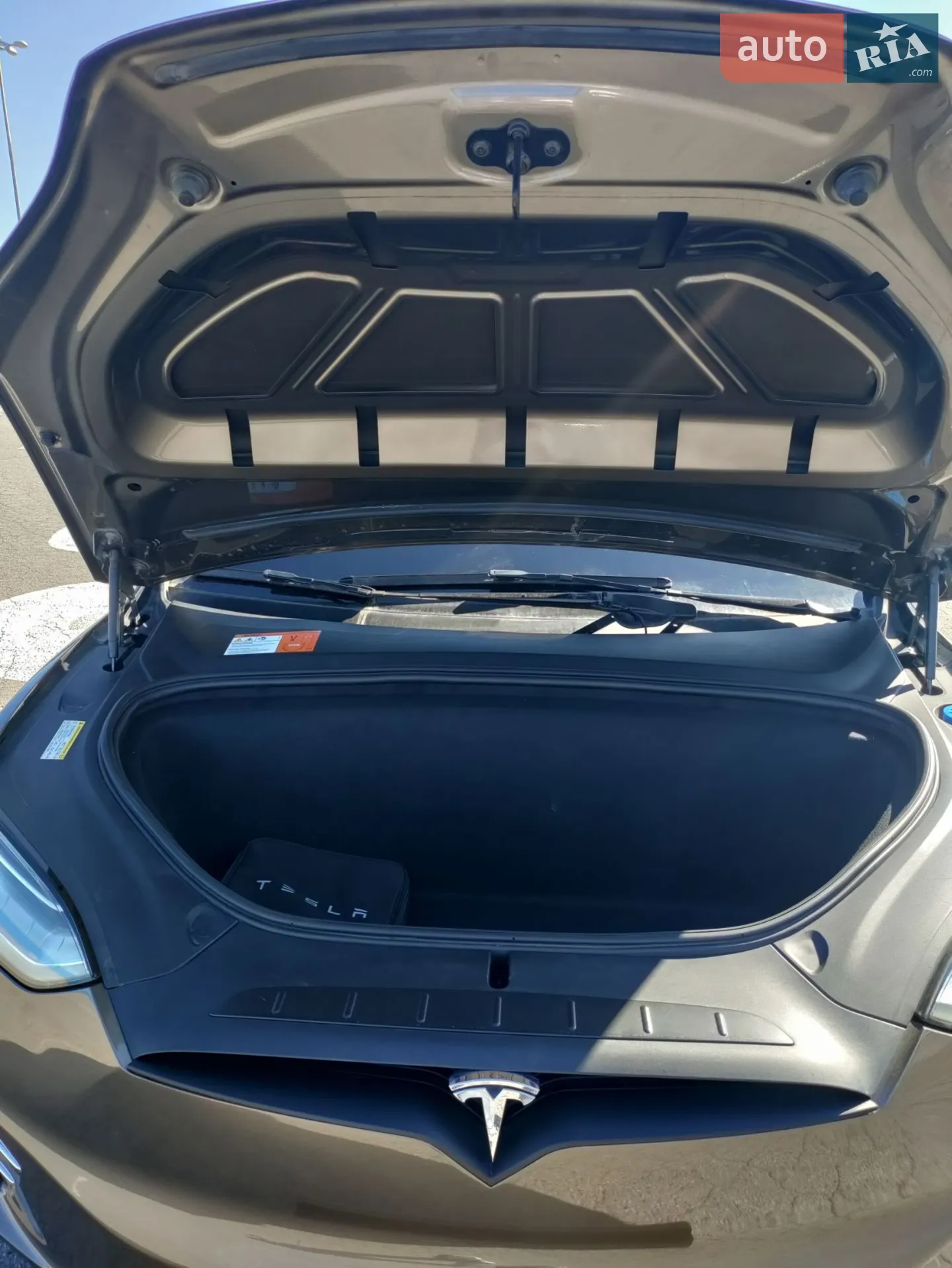 2016 Tesla Model X - мініатюра 13