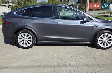 Внедорожник / Кроссовер Tesla Model X 2019 в 