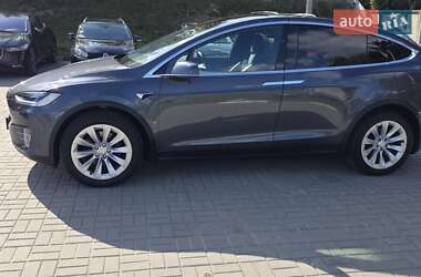 Внедорожник / Кроссовер Tesla Model X 2019 в 