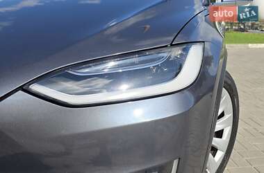 Внедорожник / Кроссовер Tesla Model X 2019 в 