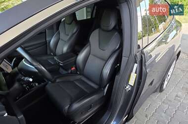 Внедорожник / Кроссовер Tesla Model X 2019 в 