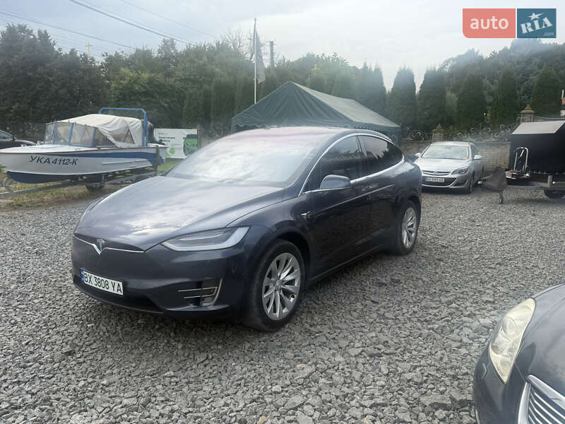 Внедорожник / Кроссовер Tesla Model X 2019 в Хмельницком