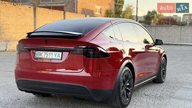 Внедорожник / Кроссовер Tesla Model X 2017 в Ровно