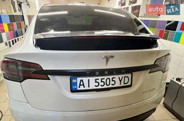 Внедорожник / Кроссовер Tesla Model X 2020 в 