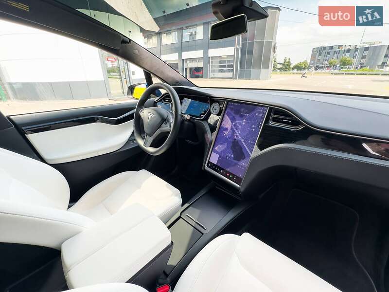 Позашляховик / Кросовер Tesla Model X 2019 в Києві фото 13 Позашляховик / Кросовер Tesla Model X 2019 в Києві