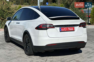 Внедорожник / Кроссовер Tesla Model X 2016 в 