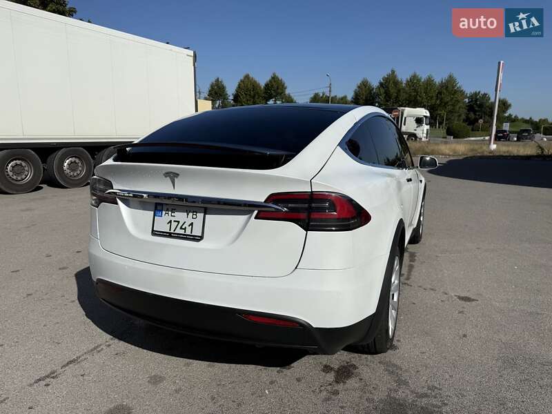 Позашляховик / Кросовер Tesla Model X 2020 в Дніпрі