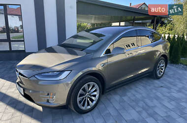 Внедорожник / Кроссовер Tesla Model X 2016 в 