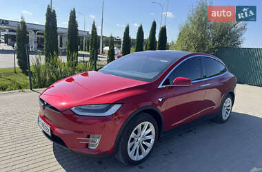 Позашляховик / Кросовер Tesla Model X 2017 в 