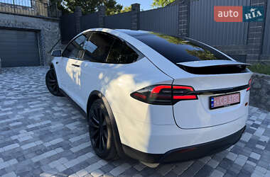 Позашляховик / Кросовер Tesla Model X 2023 в 