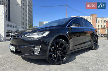 Внедорожник / Кроссовер Tesla Model X 2017 в 