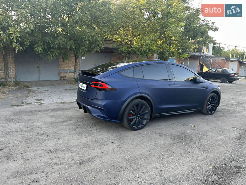 Позашляховик / Кросовер Tesla Model X 2018 в Дніпрі