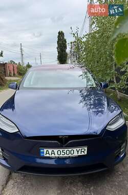 Позашляховик / Кросовер Tesla Model X 2016 в Києві