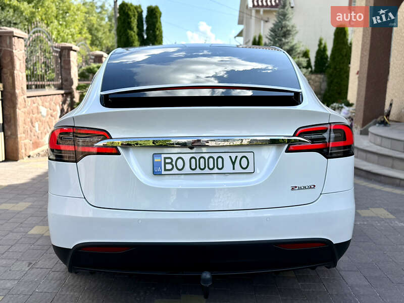 Внедорожник / Кроссовер Tesla Model X 2017 в Тернополе