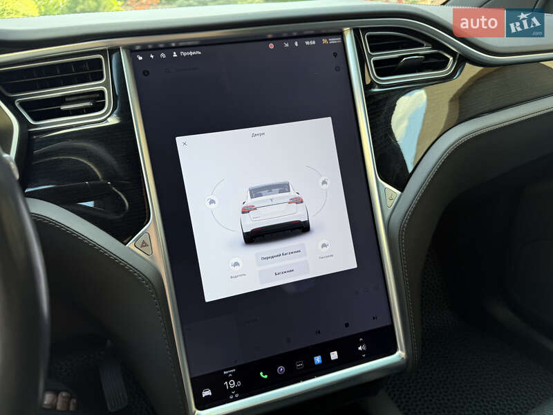 Внедорожник / Кроссовер Tesla Model X 2017 в Тернополе
