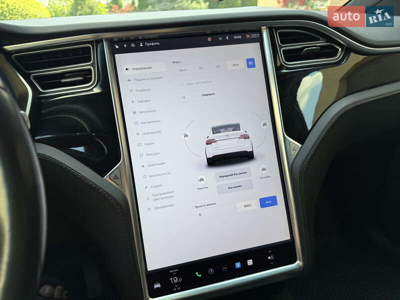 Внедорожник / Кроссовер Tesla Model X 2017 в Тернополе