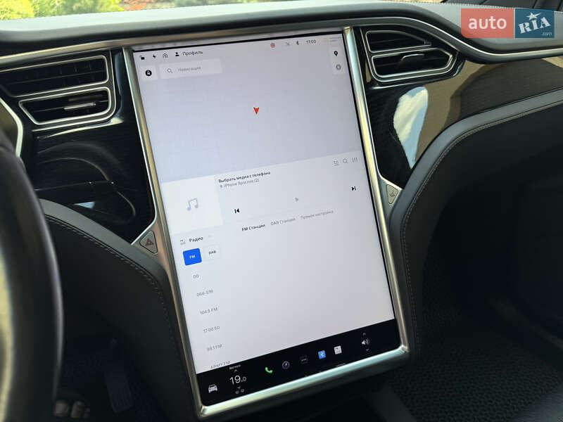 Внедорожник / Кроссовер Tesla Model X 2017 в Тернополе