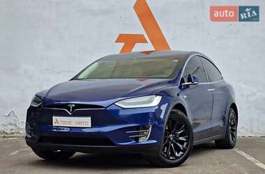 Позашляховик / Кросовер Tesla Model X 2016 в 