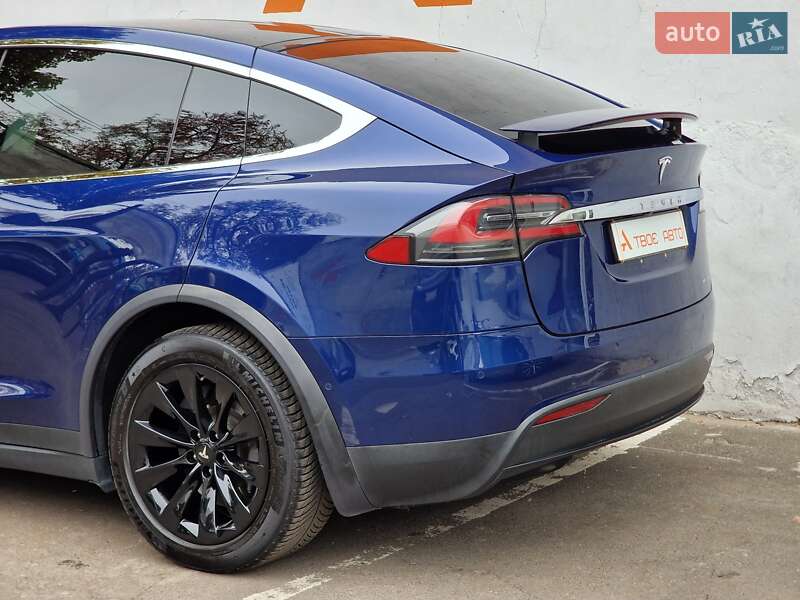Позашляховик / Кросовер Tesla Model X 2016 в Одесі