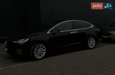Позашляховик / Кросовер Tesla Model X 2017 в 