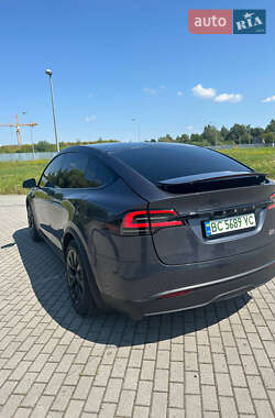 Позашляховик / Кросовер Tesla Model X 2023 в 