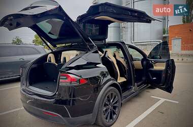 Внедорожник / Кроссовер Tesla Model X 2016 в 
