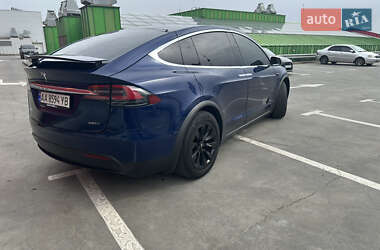 Внедорожник / Кроссовер Tesla Model X 2017 в 