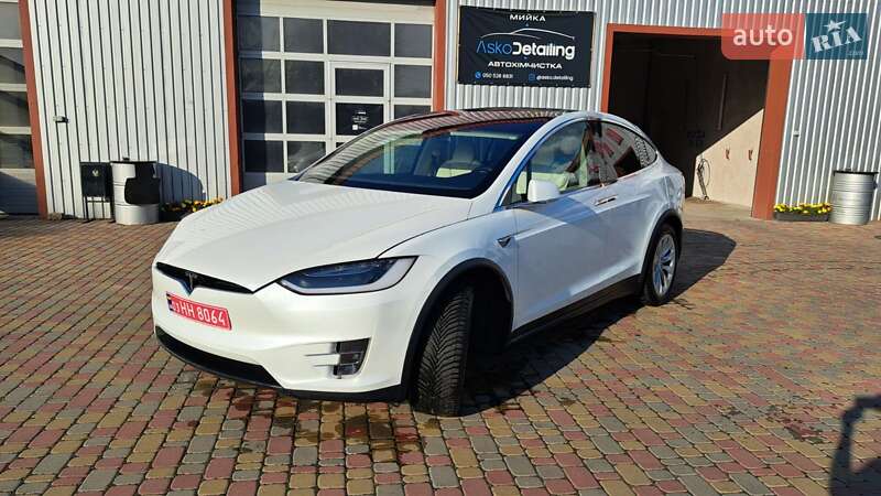 Внедорожник / Кроссовер Tesla Model X 2018 в Костополе