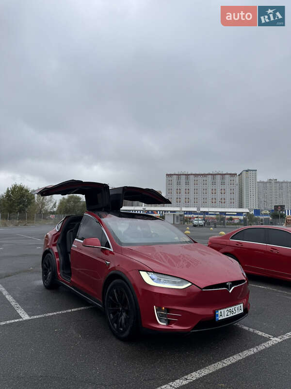 Внедорожник / Кроссовер Tesla Model X 2017 в Киеве