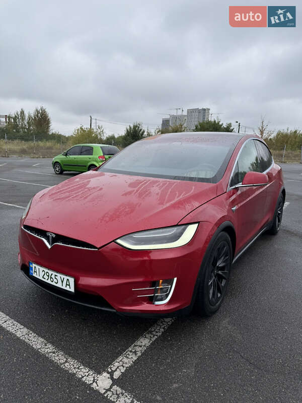Внедорожник / Кроссовер Tesla Model X 2017 в Киеве