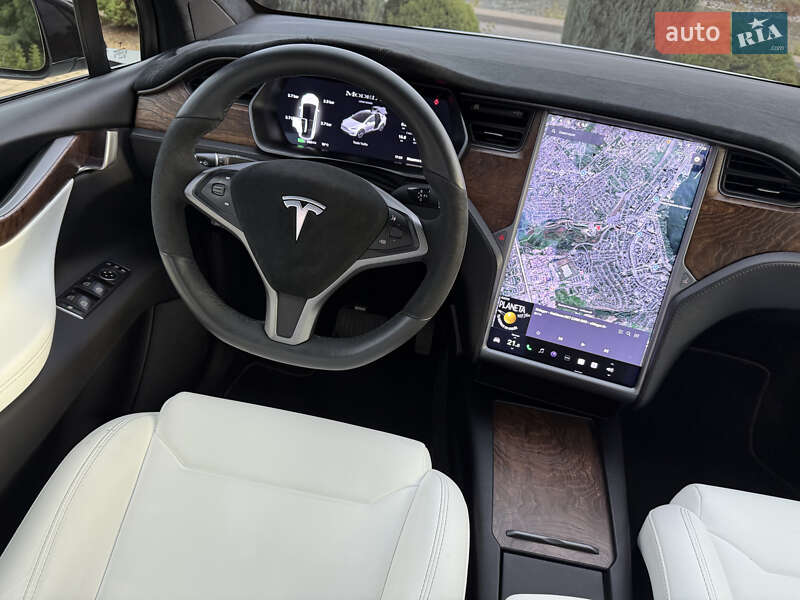 Позашляховик / Кросовер Tesla Model X 2019 в Дніпрі фото 34 Позашляховик / Кросовер Tesla Model X 2019 в Дніпрі