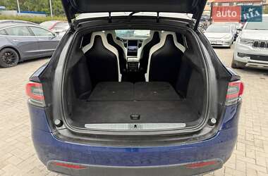 Внедорожник / Кроссовер Tesla Model X 2017 в 