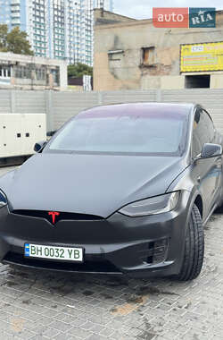 Внедорожник / Кроссовер Tesla Model X 2018 в 