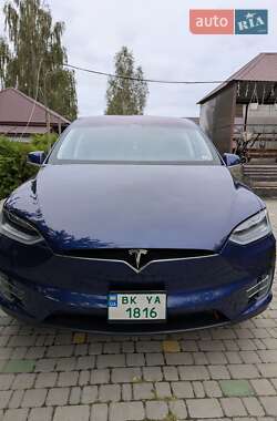 Внедорожник / Кроссовер Tesla Model X 2017 в Ровно