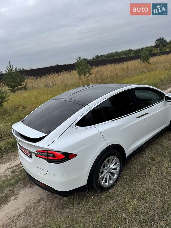 Позашляховик / Кросовер Tesla Model X 2020 в Києві фото 27 Позашляховик / Кросовер Tesla Model X 2020 в Києві