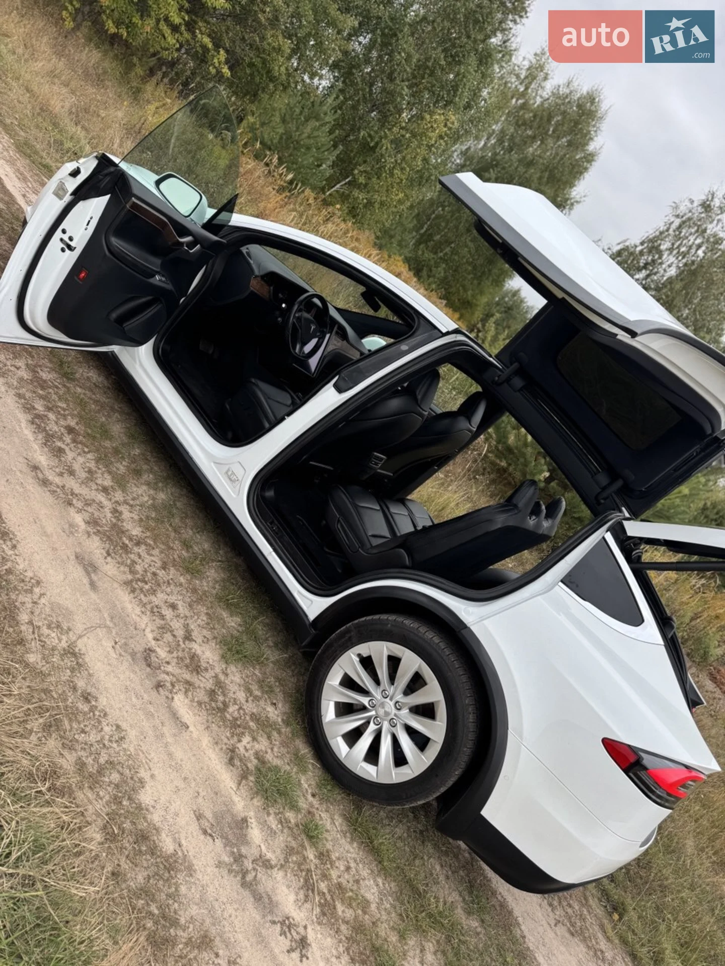 2021 Tesla Model X - мініатюра 36