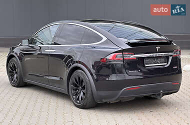 Внедорожник / Кроссовер Tesla Model X 2018 в 