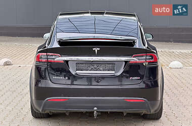 Внедорожник / Кроссовер Tesla Model X 2018 в 