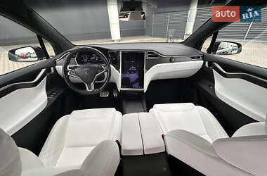Внедорожник / Кроссовер Tesla Model X 2018 в 