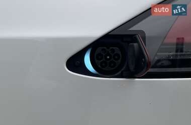 Внедорожник / Кроссовер Tesla Model X 2019 в 
