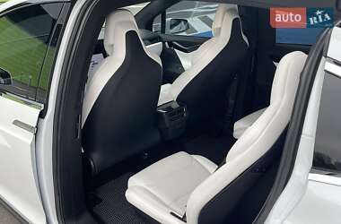 Внедорожник / Кроссовер Tesla Model X 2019 в 