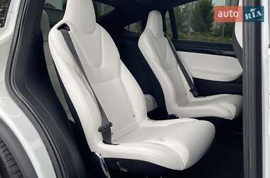 Внедорожник / Кроссовер Tesla Model X 2019 в 
