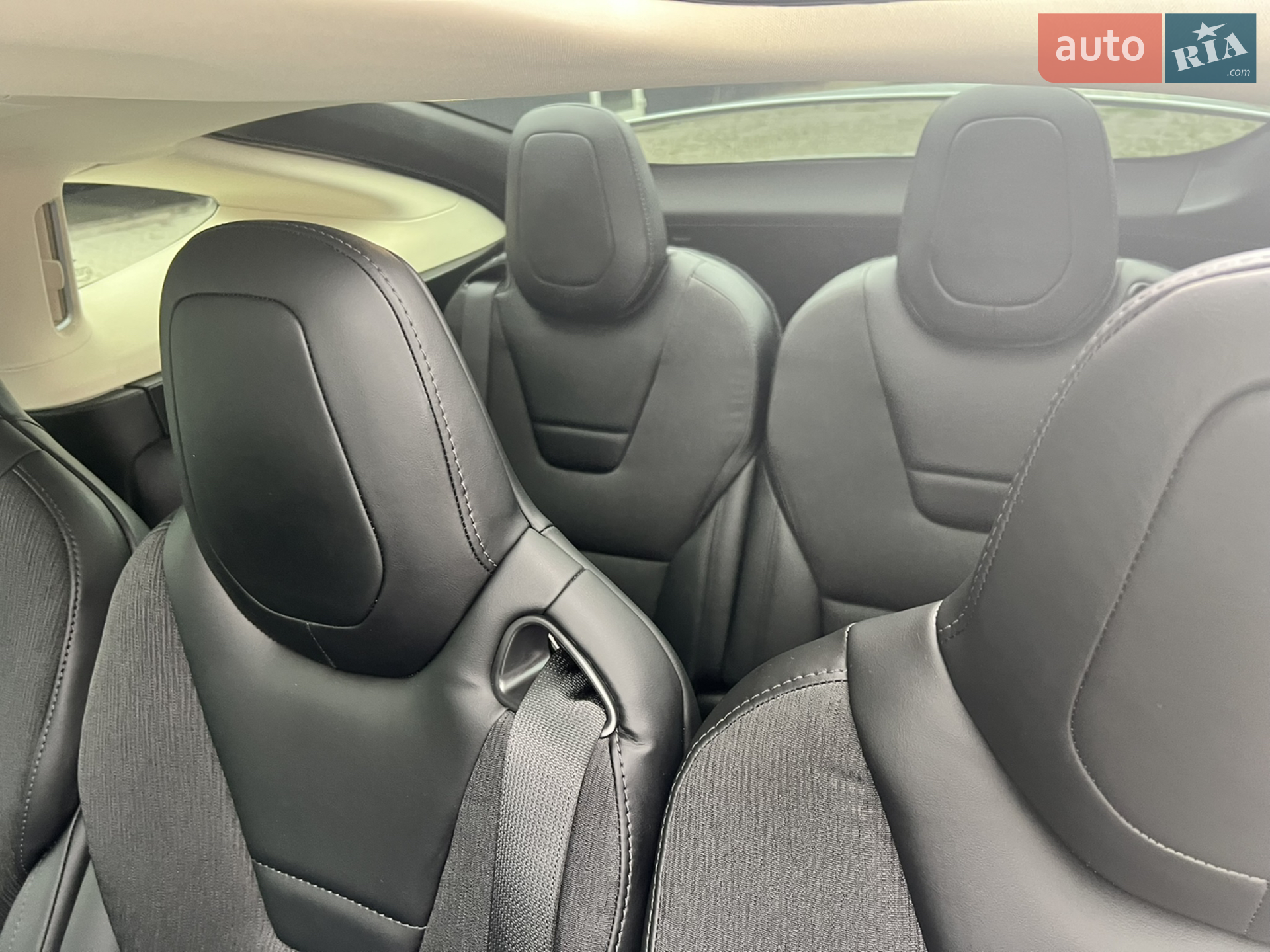2016 Tesla Model X - мініатюра 10