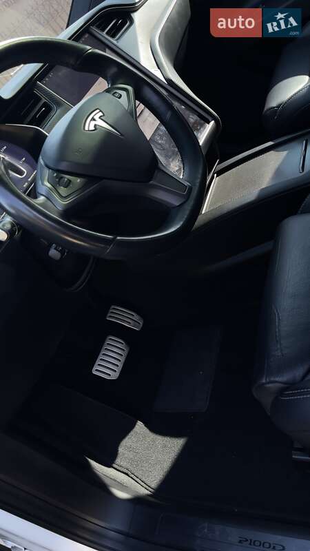 Позашляховик / Кросовер Tesla Model X 2019 в Києві фото 13 Позашляховик / Кросовер Tesla Model X 2019 в Києві