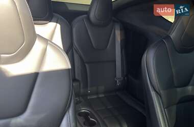Позашляховик / Кросовер Tesla Model X 2019 в 