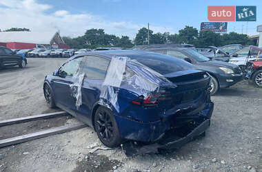 Позашляховик / Кросовер Tesla Model X 2023 в 