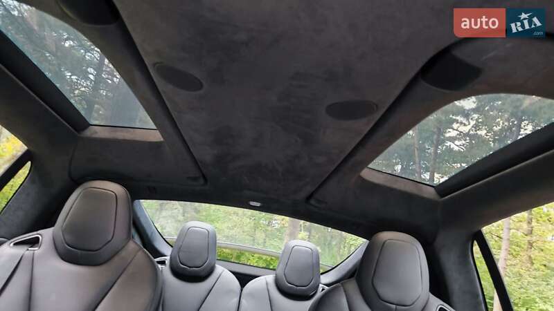 Позашляховик / Кросовер Tesla Model X 2023 в Новояворівську